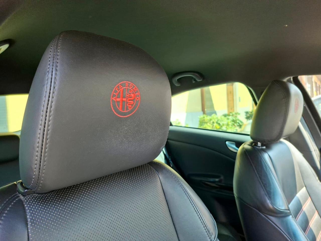 Alfa Romeo Giulietta 2.0 JTDm-2 140cv Distinctive 2013