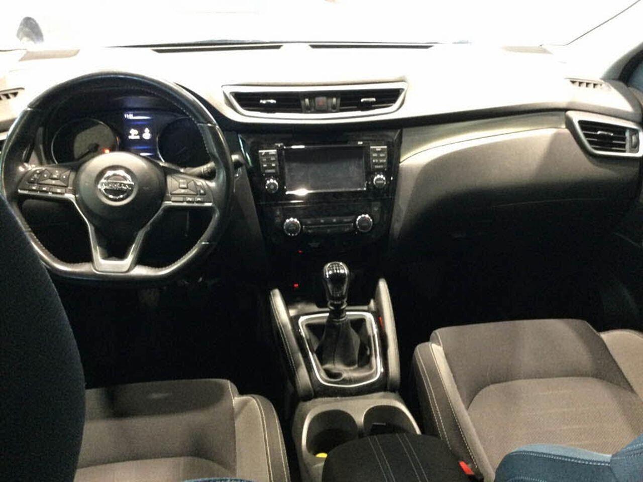 Nissan Qashqai 1.5 dCi 110cv *FULL OPT.* daVETRINA