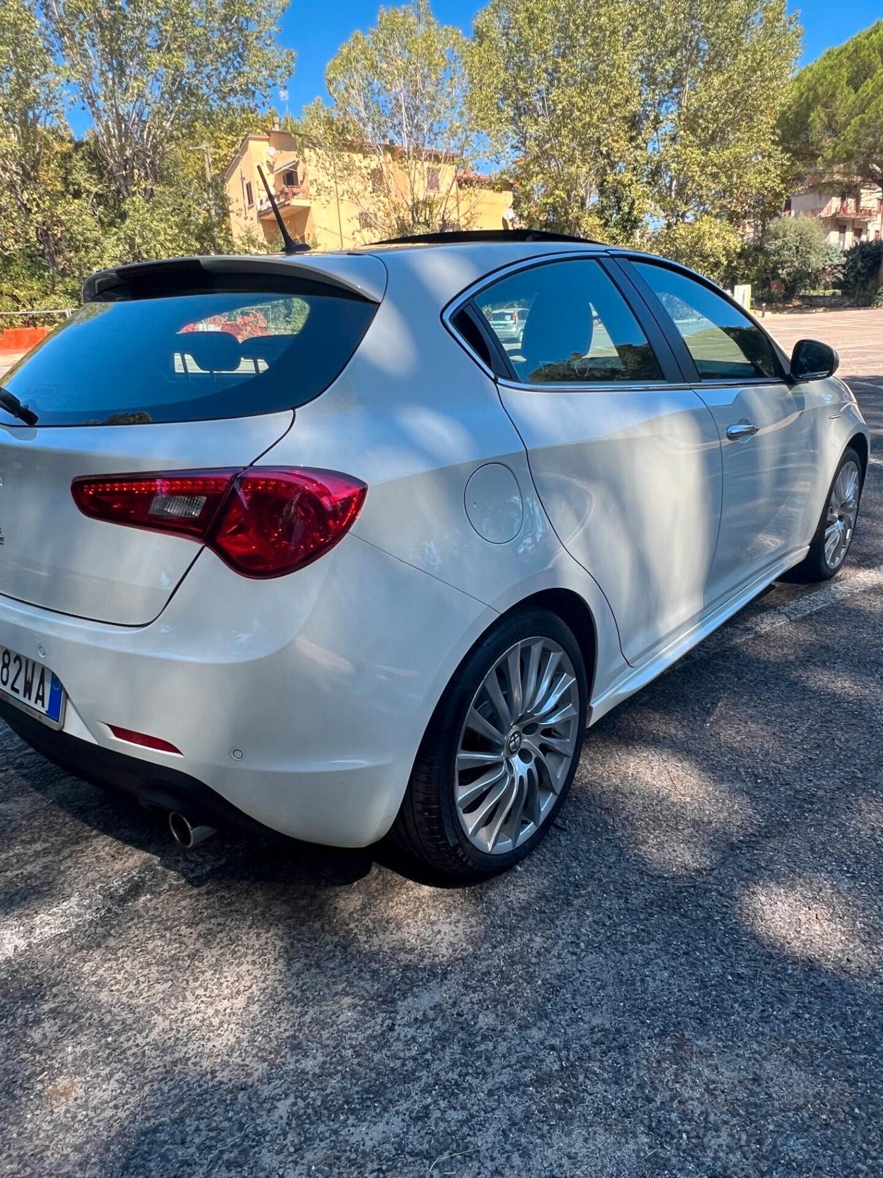 Alfa Romeo Giulietta 2.0 JTDm-2 170 CV Distinctive