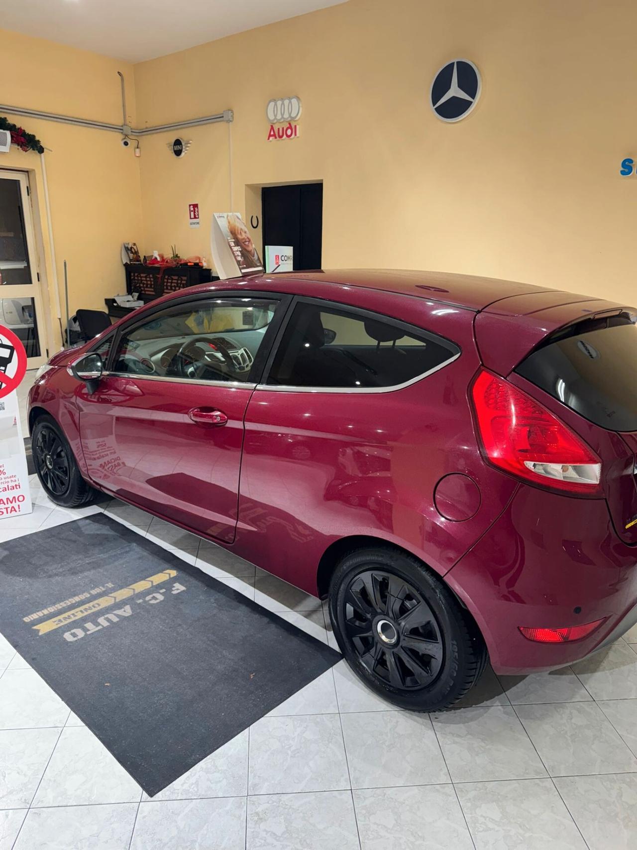Ford Fiesta 1.2 82CV 3 porte Titanium