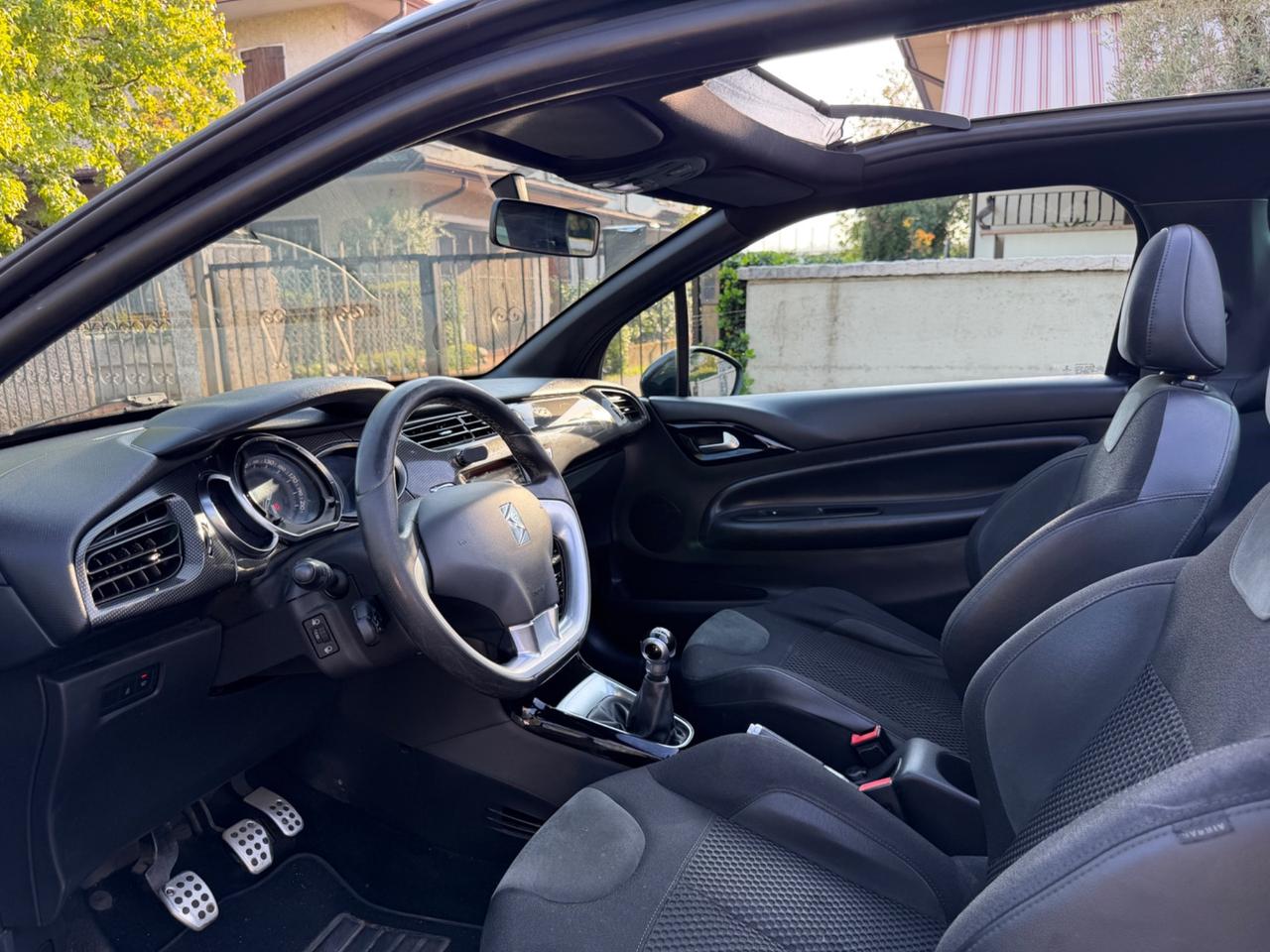 Ds DS3 3 1.6 e-HDi 90 So Chic Cabrio