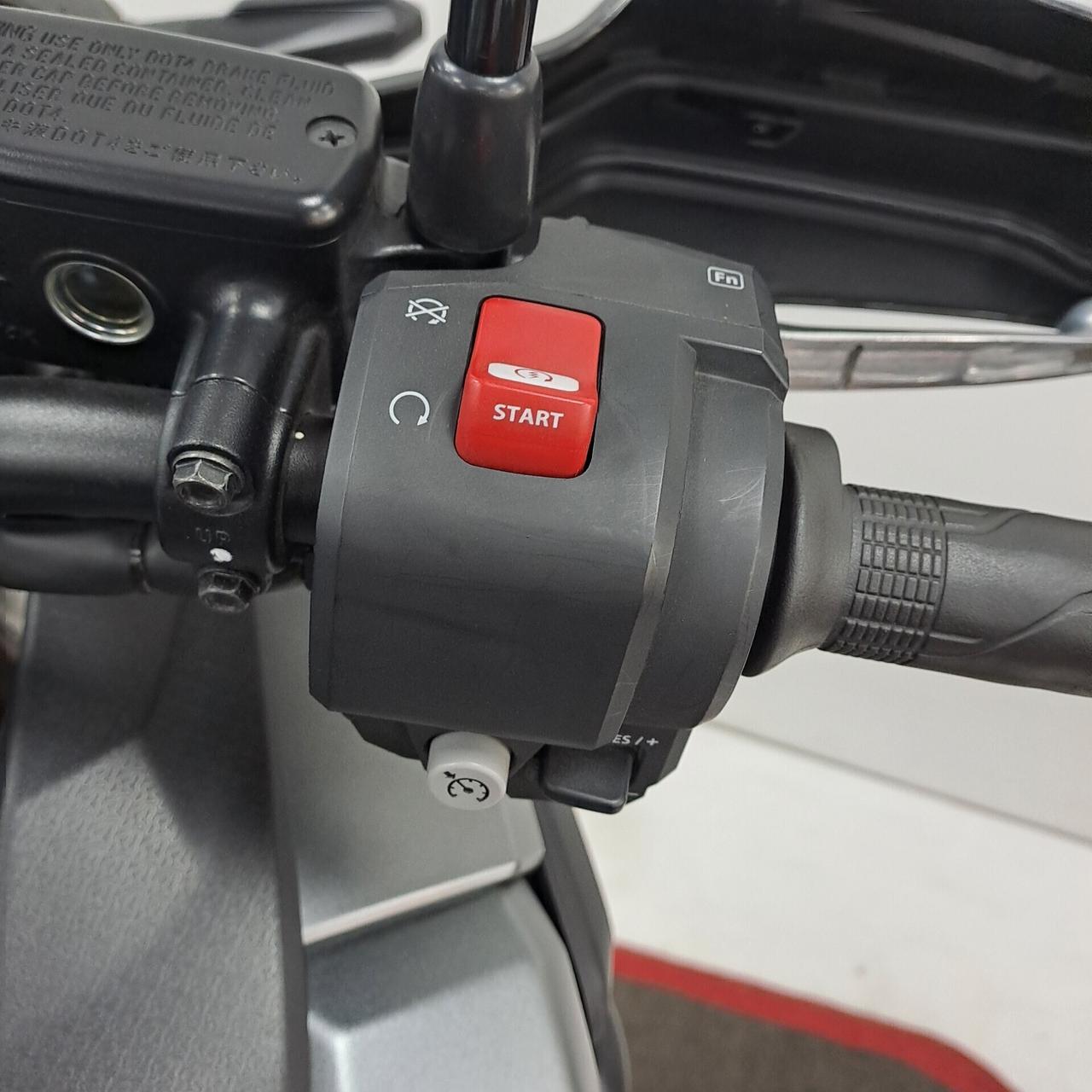 Honda Africa Twin Adventure Sports ACCONTO 0