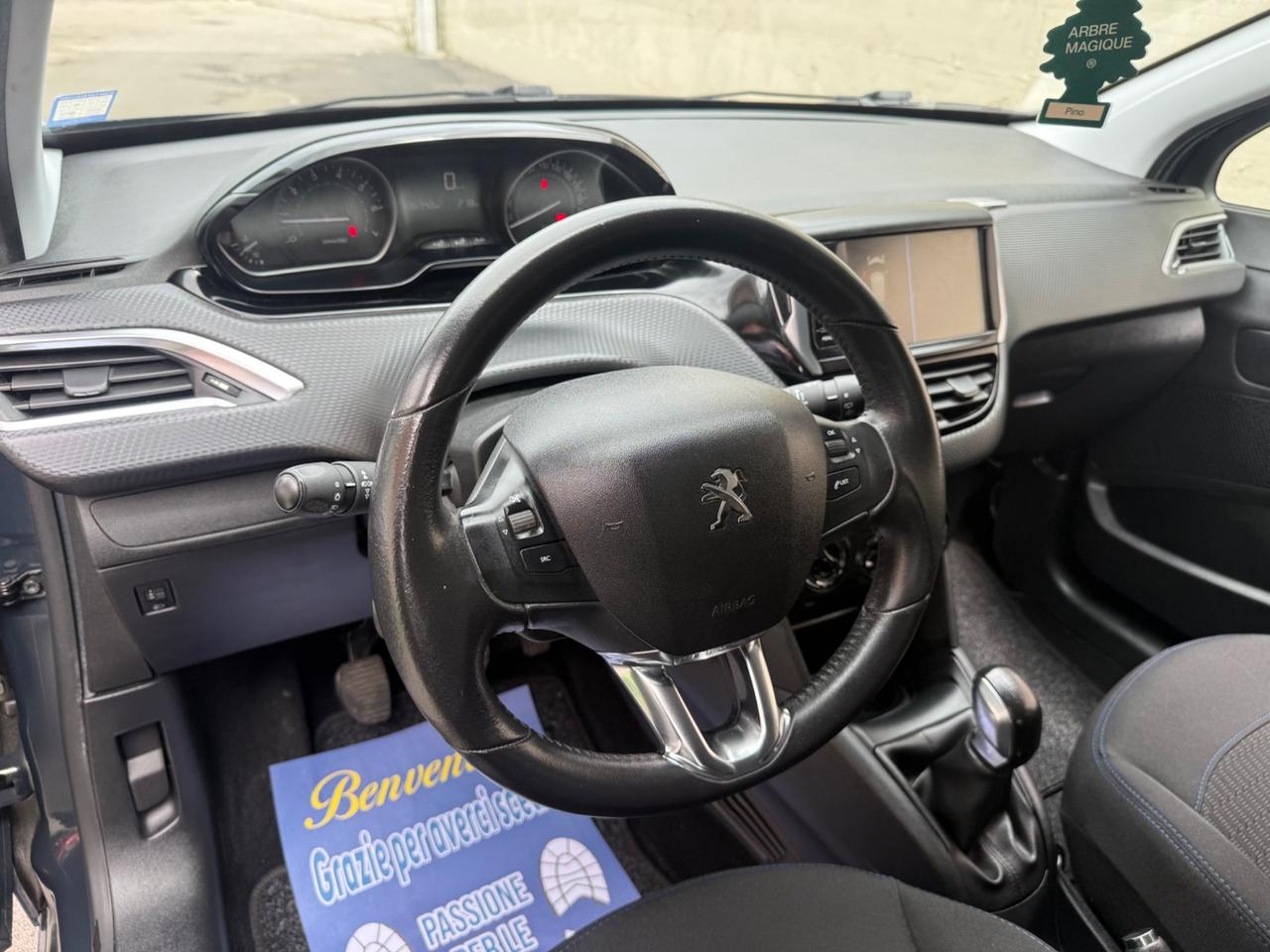 Peugeot 208 1.2benzina 5 porte Style - 2018