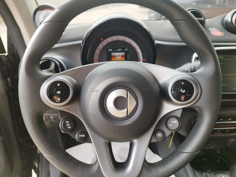 smart fortwo EQ Passion