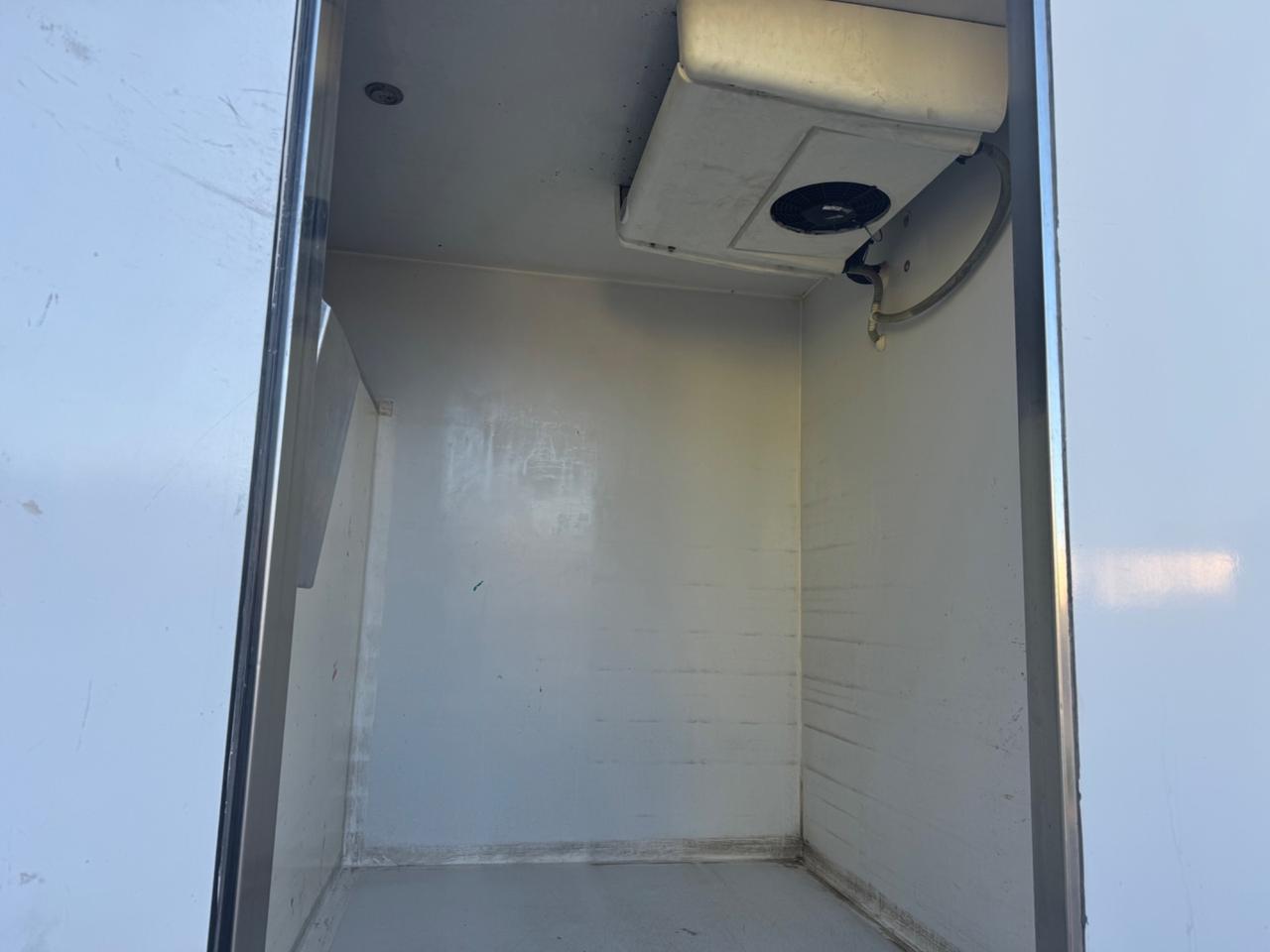 Mercedes Benz 310 cdi FURGONE FRIGO