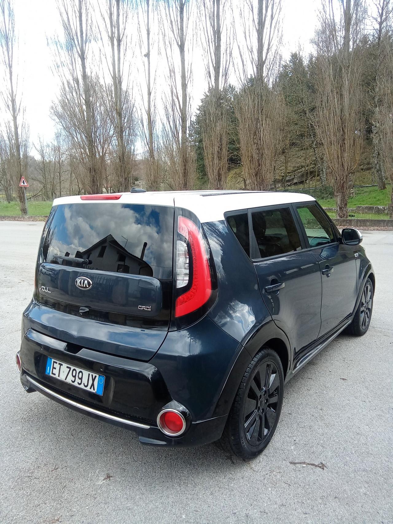 Kia Soul 1.6 CRDi automatico 014