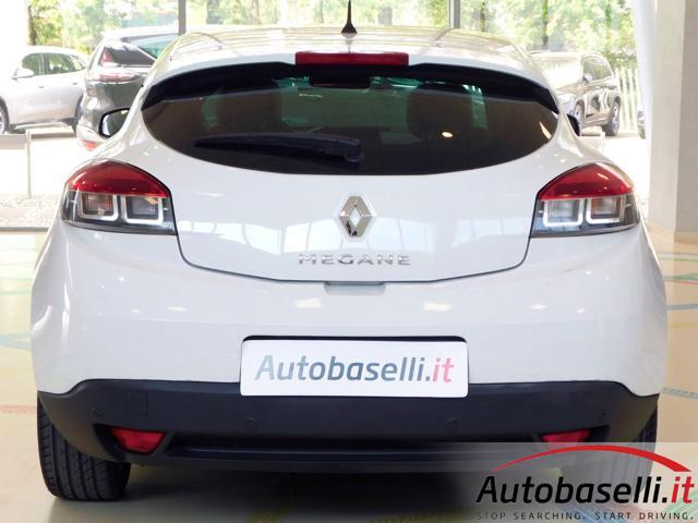 RENAULT Megane MÉGANE III COUPÉ 1.5 DCI 110CV LUXE