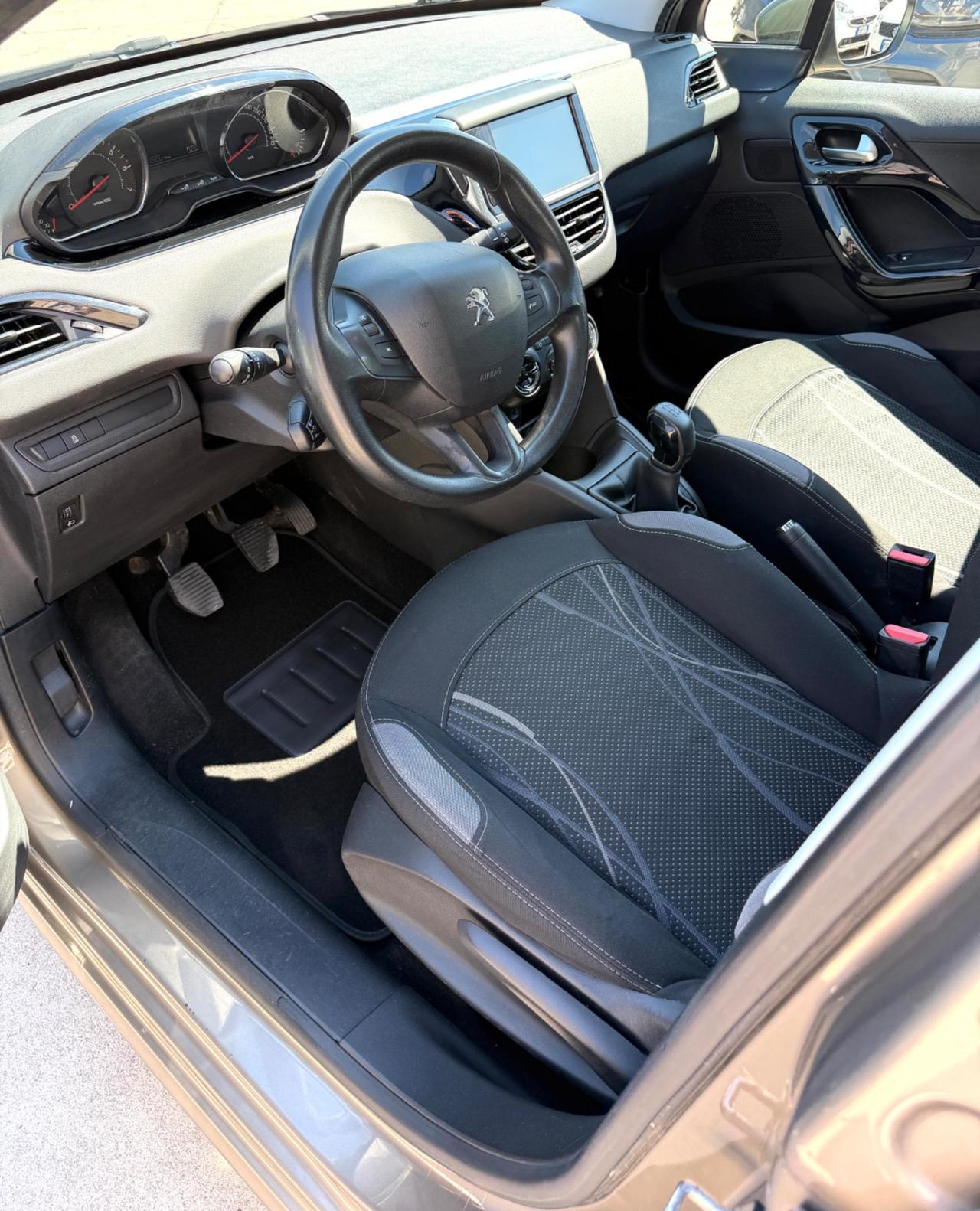 Peugeot 208 1.2 VTi 82 CV 5 porte Active