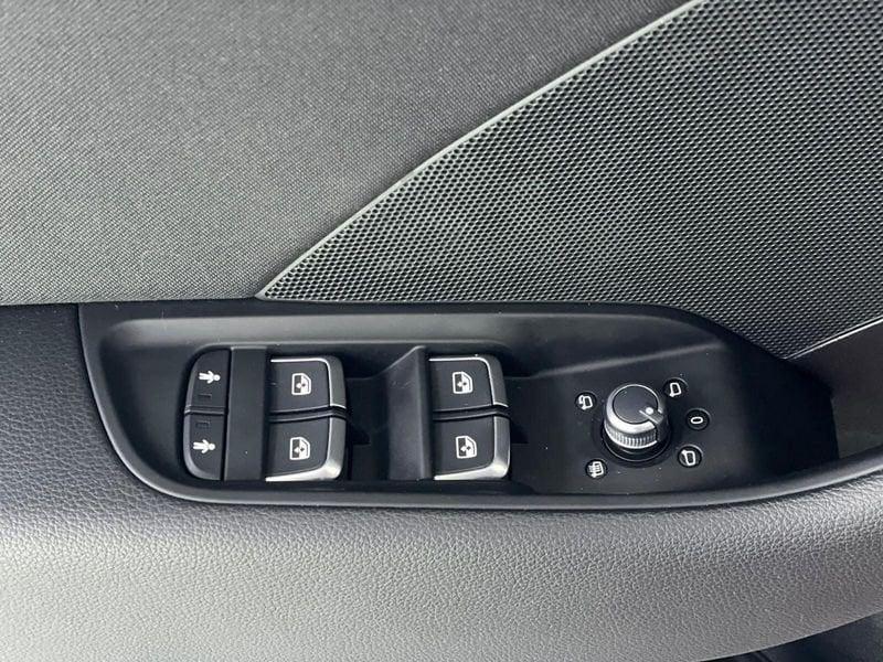 Audi A3 Sportback 35 1.5 tfsi Business 150cv my19