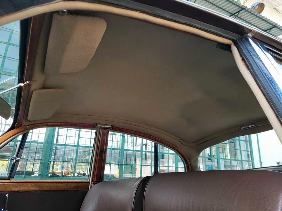 Daimler 2.5 V8 Saloon – 1964