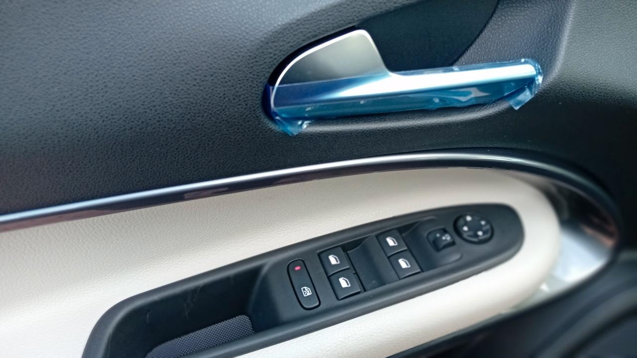 Fiat 600 1.2 Hybrid 145 CV DCT MHEV La Prima * SENZA VINCOLO DI FINANZIAMENTO*