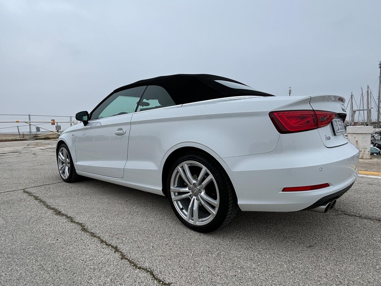 Audi A3 Cabrio 2.0 TDI clean diesel Ambition