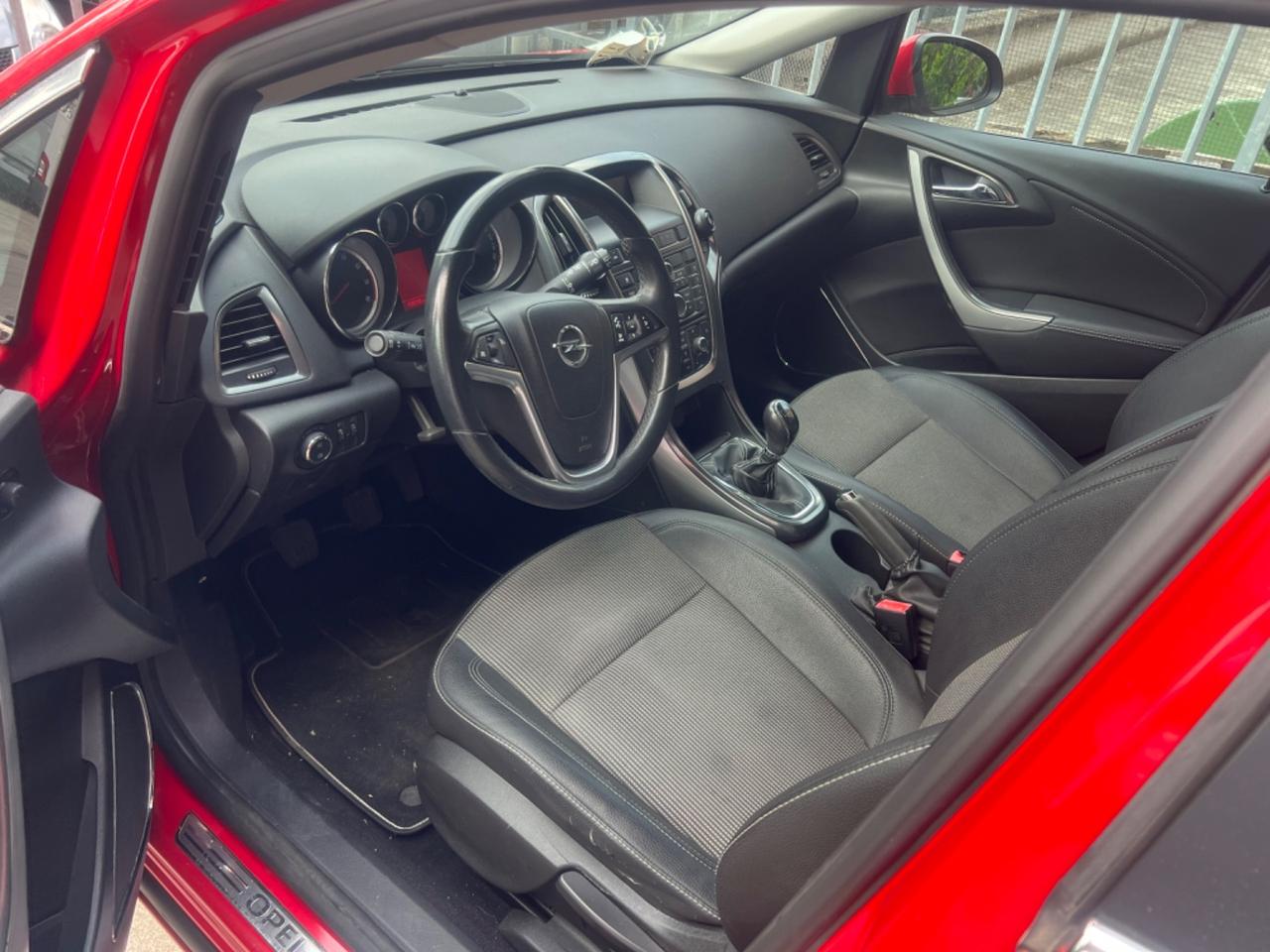 Opel Astra 1.4 Turbo 140CV 5 porte GPL Tech Cosmo
