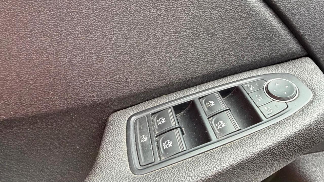 Renault Clio TCe 90 CV 5 porte Techno