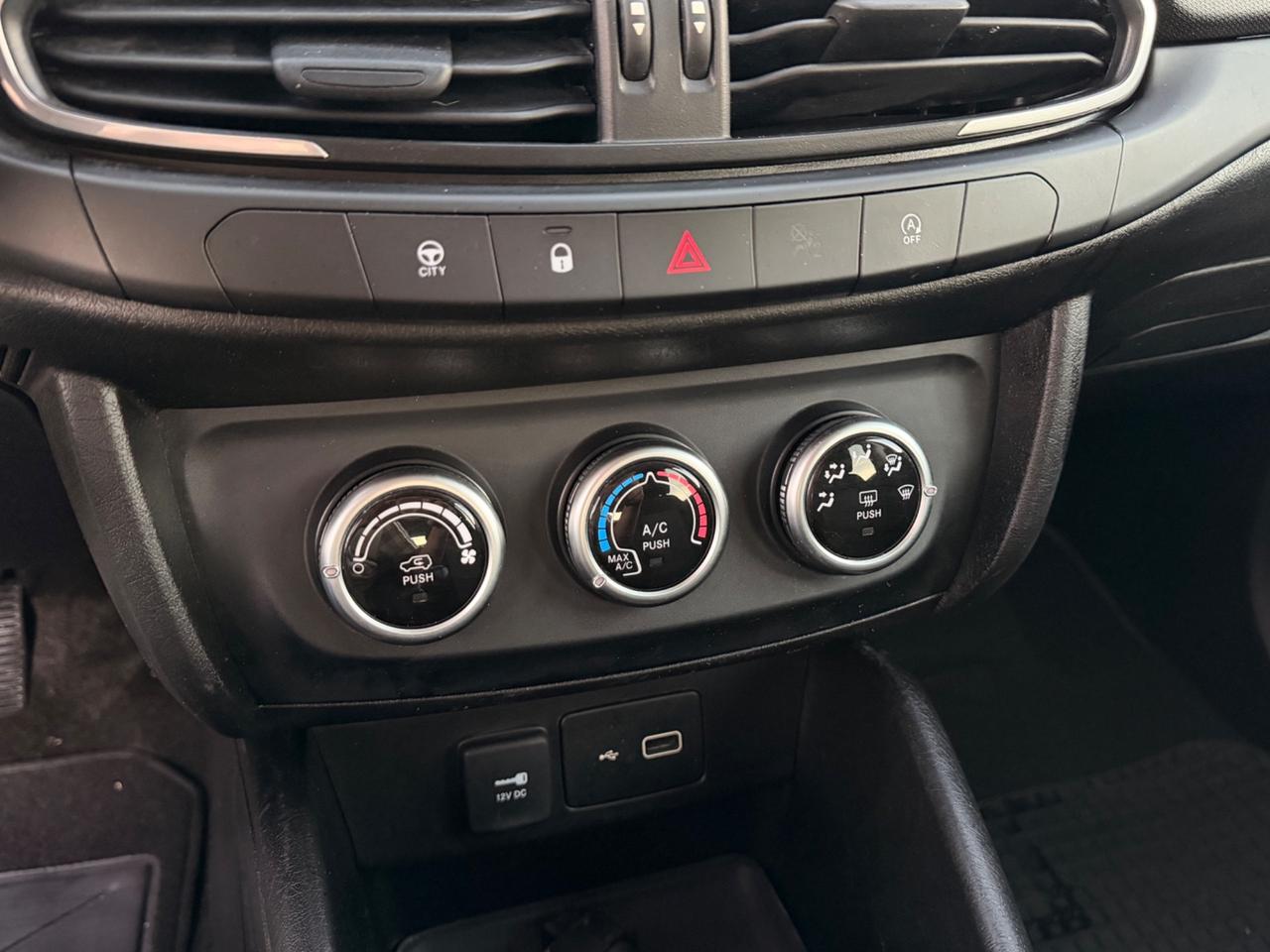 Fiat Tipo 1.3 Mjt 95Cv My22 Lounge