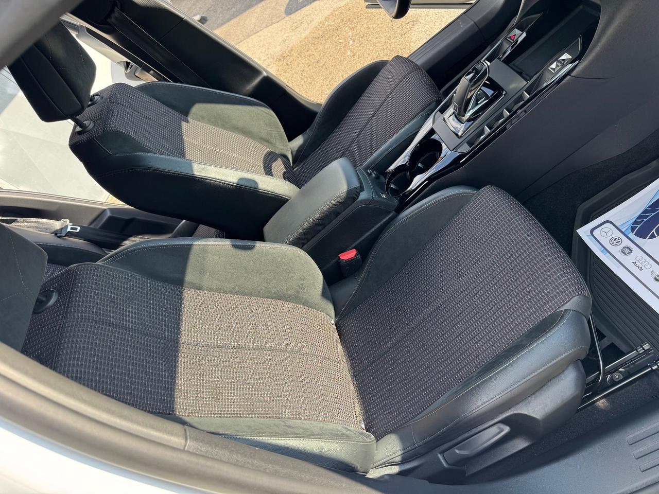 Ds DS3 3 Crossback PureTech 130 aut. Performance Line