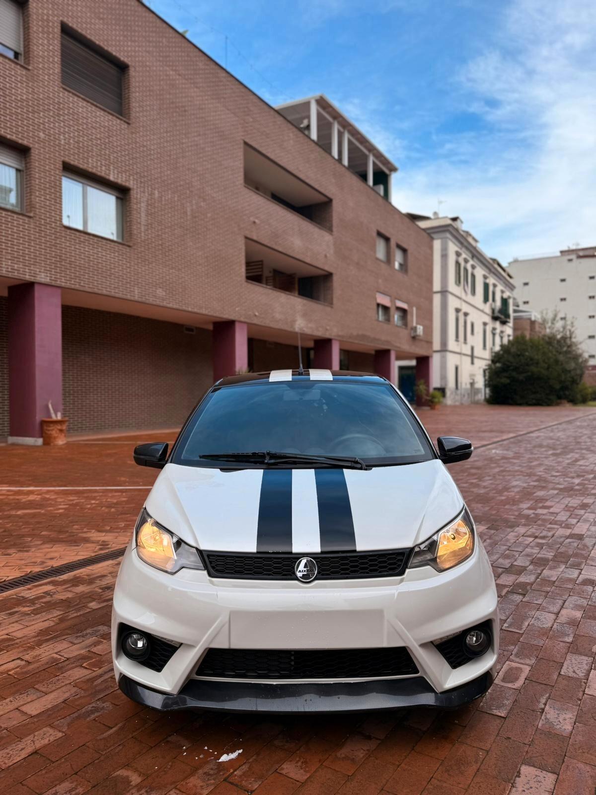 Aixam Miniauto GTO Bianca tetto Nero
