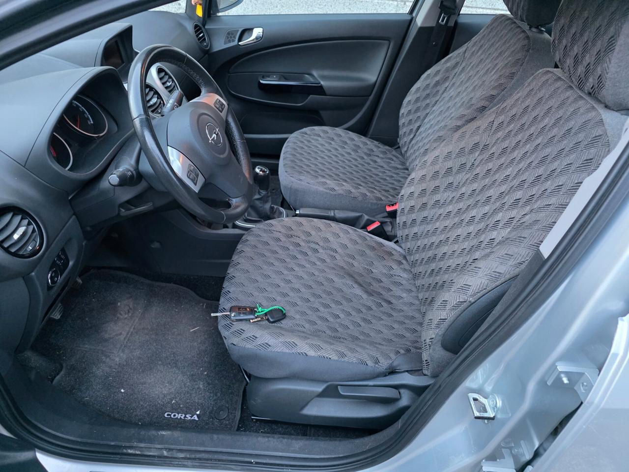 Opel Corsa 1.2 5 porte Edition