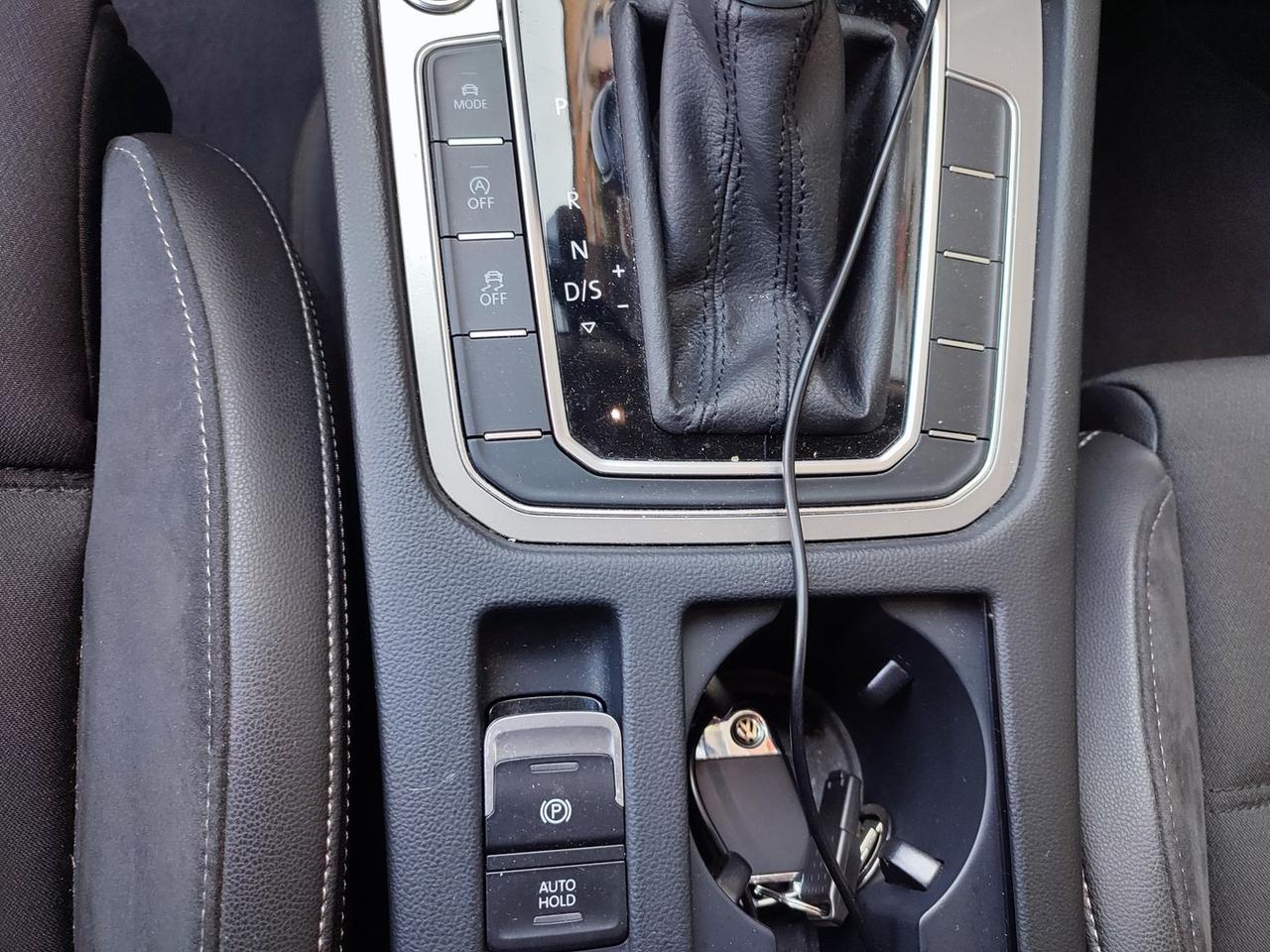 Volkswagen Passat Alltrack Highline 2.0 TD #50480