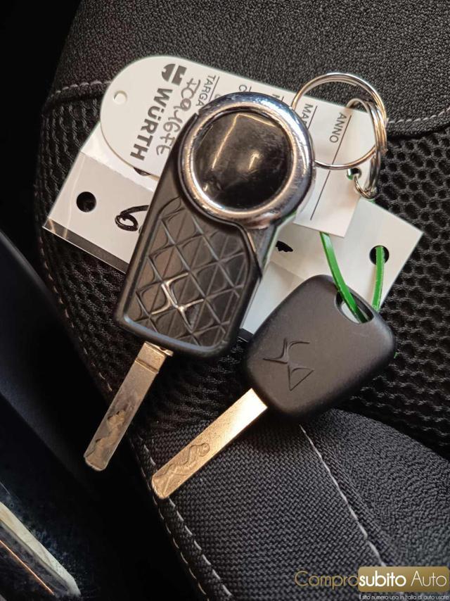 DS AUTOMOBILES DS 3 1.4 HDi 70 Chic