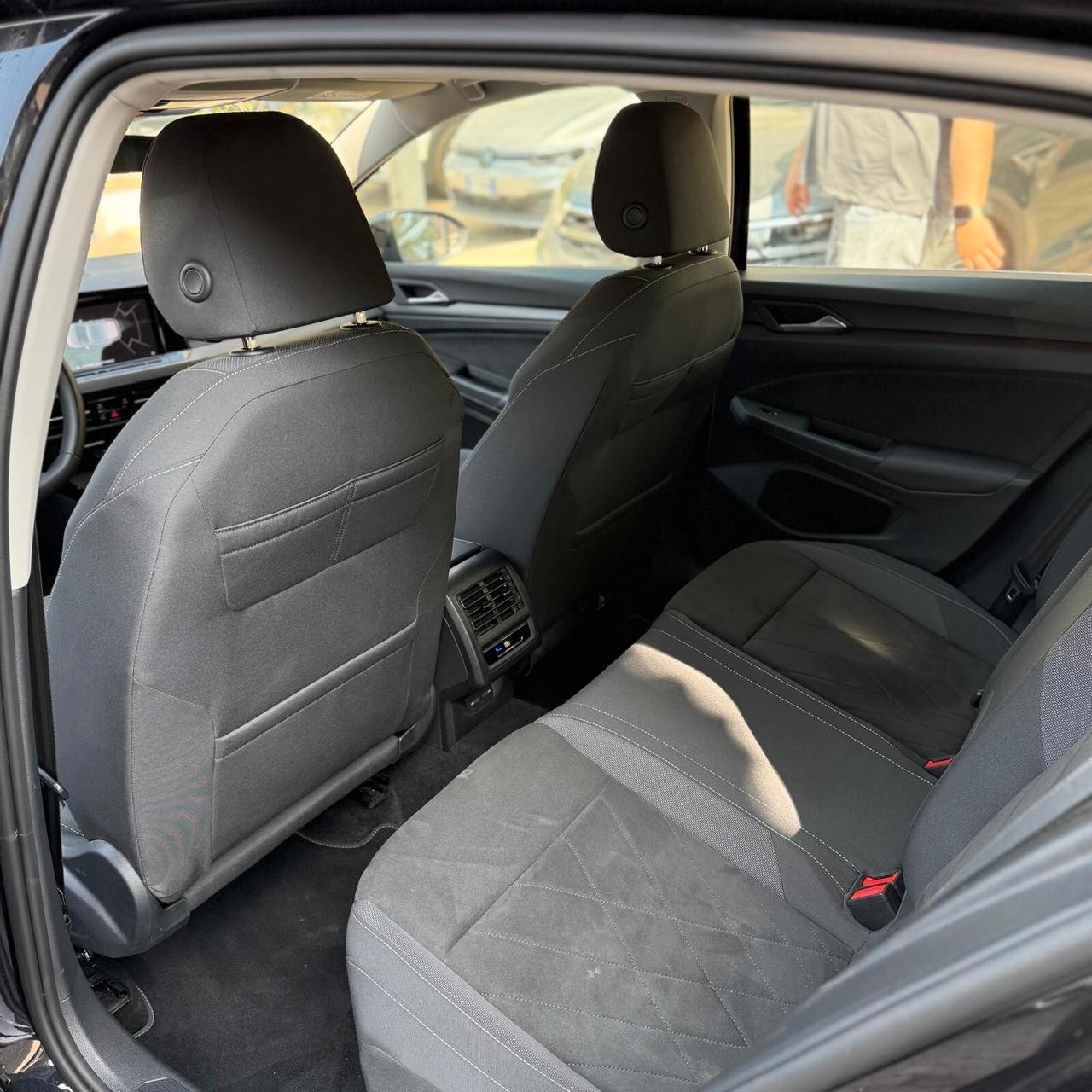Volkswagen Golf 2.0 TDI SCR Style