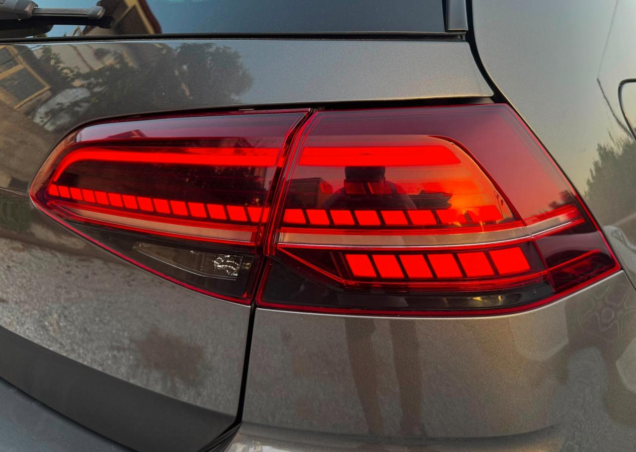 Volkswagen Golf GTI Performance 2.0 245 CV TSI DSG