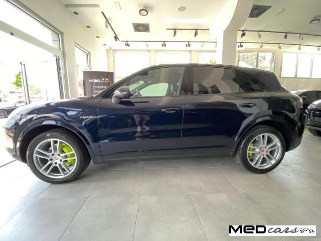 PORSCHE - Cayenne - 3.0 V6 E-Hybrid