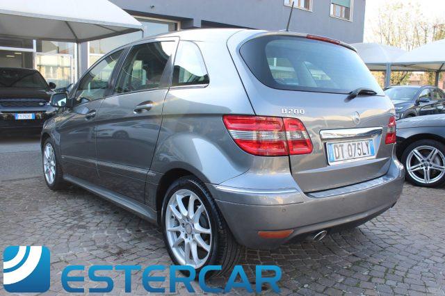 MERCEDES-BENZ B 200 CDI Sport