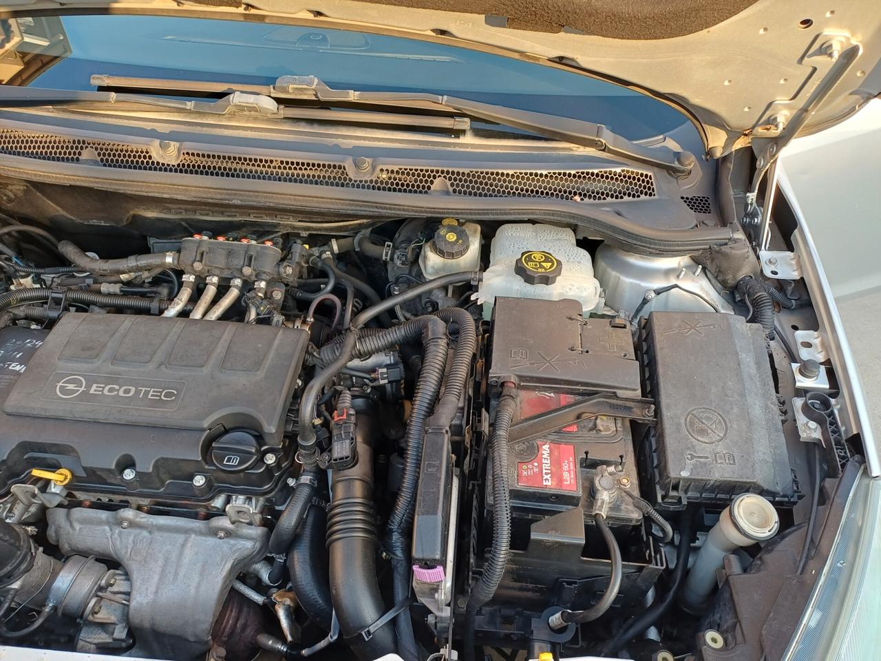 Opel Astra 1.4 Turbo 140CV Sports Tourer GPL Tech Elective