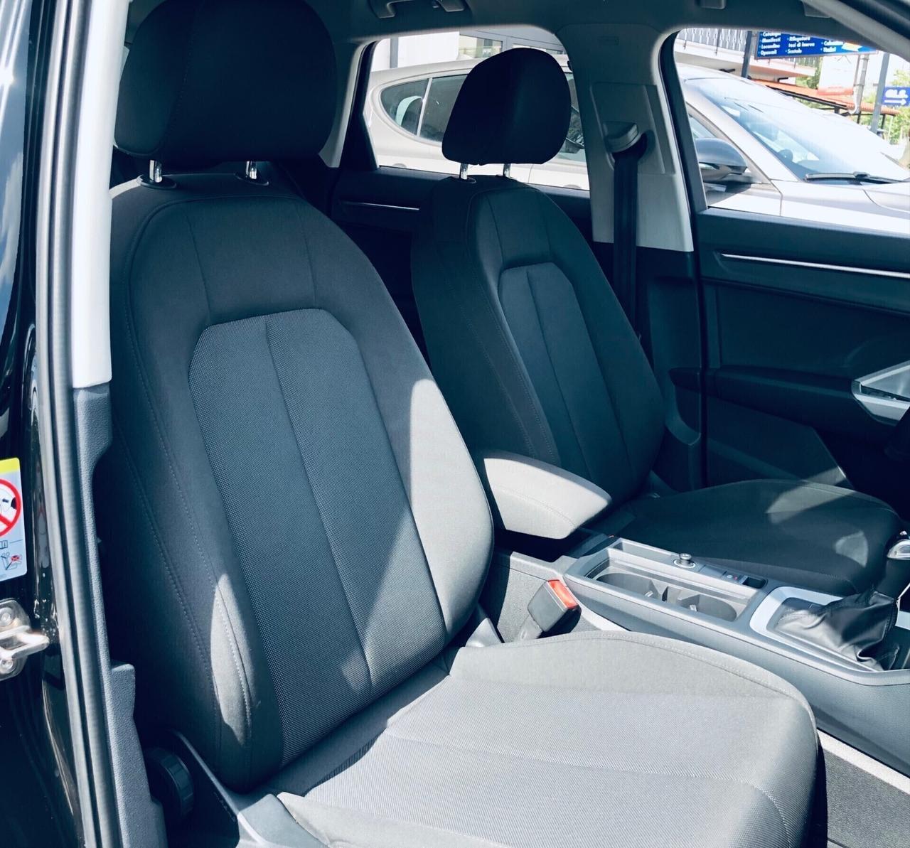 Audi Q3 35 TDI S tronic Business