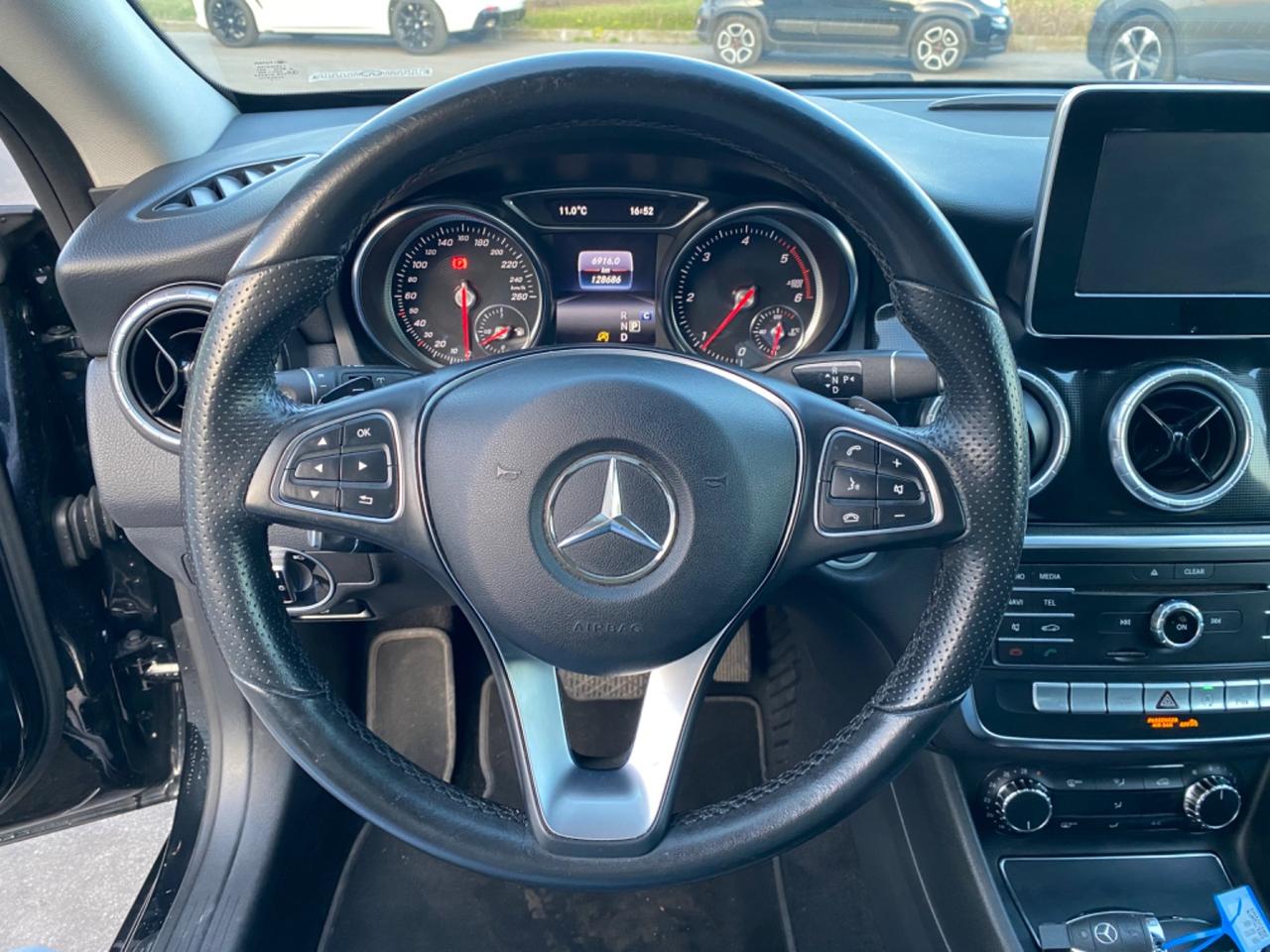 Mercedes CLA 180 d S.W. Automatic Sport GARANTITA