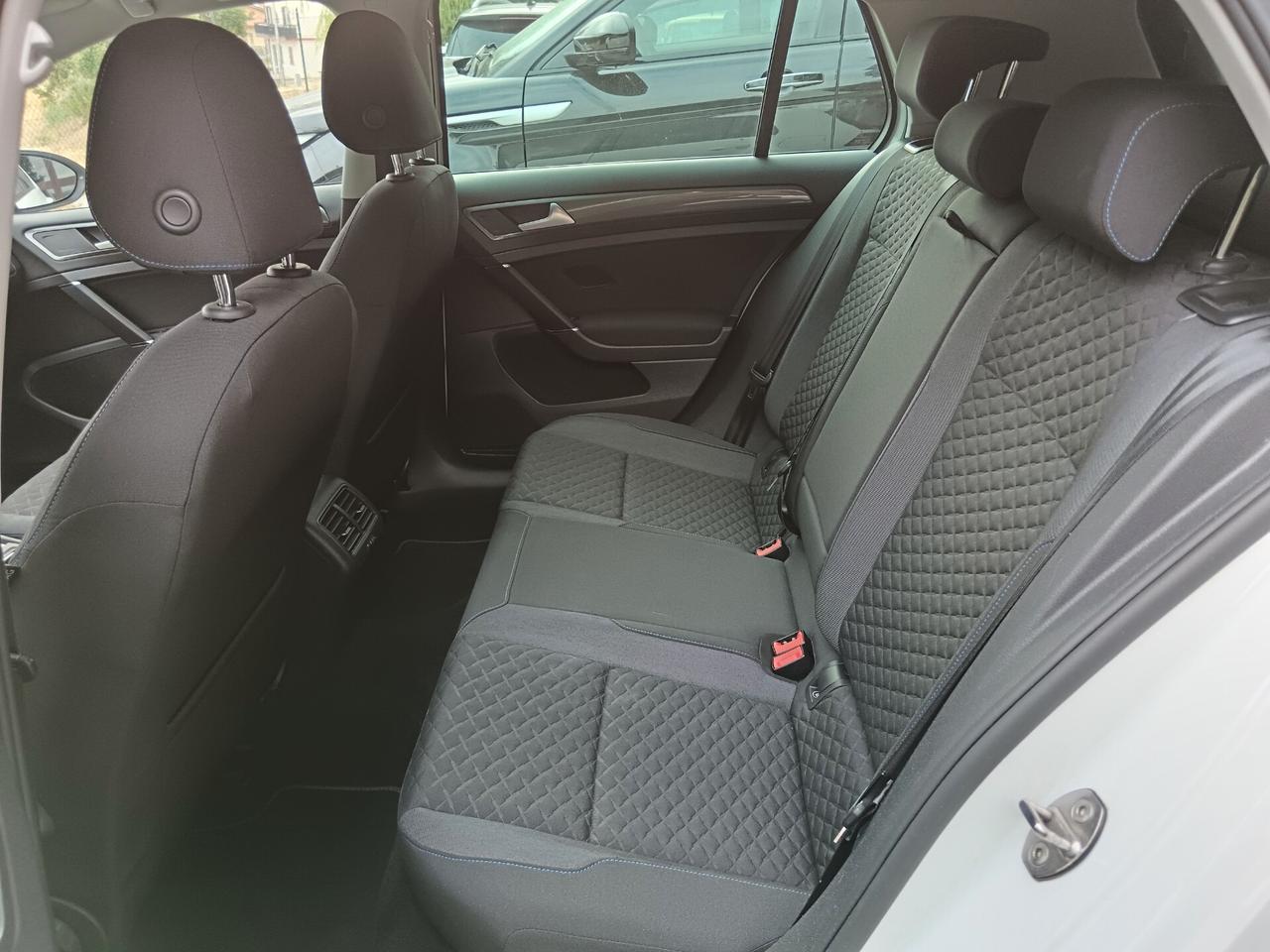 Volkswagen Golf 7.5 1.6 TDI 115CV JOIN FULL OPT