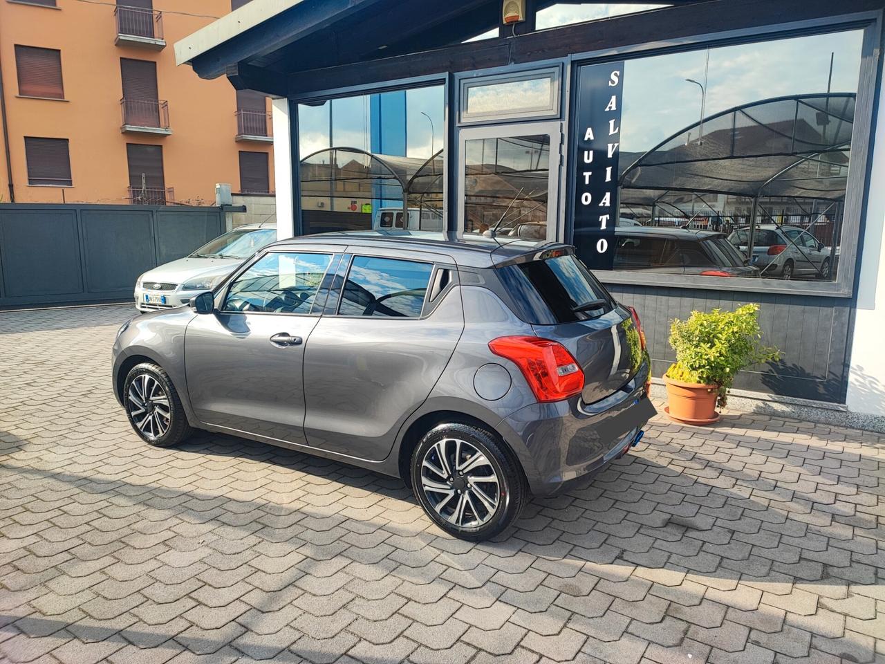 Suzuki Swift 1.2 Hybrid Top FULL-LED