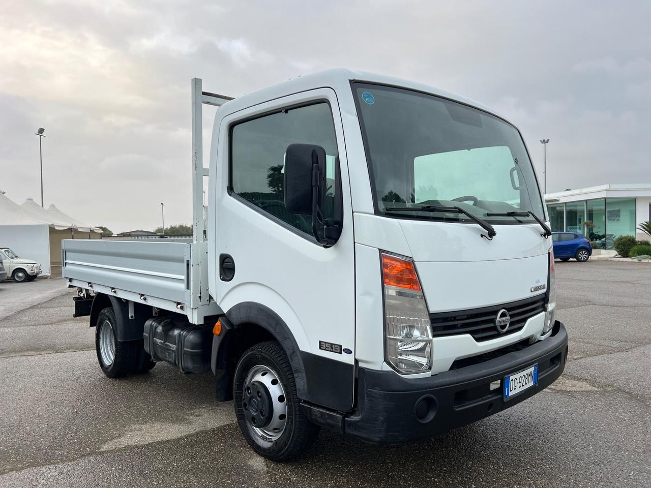 Nissan Cabstar 35.13 2.5 TD Cassone Fisso 115.000km