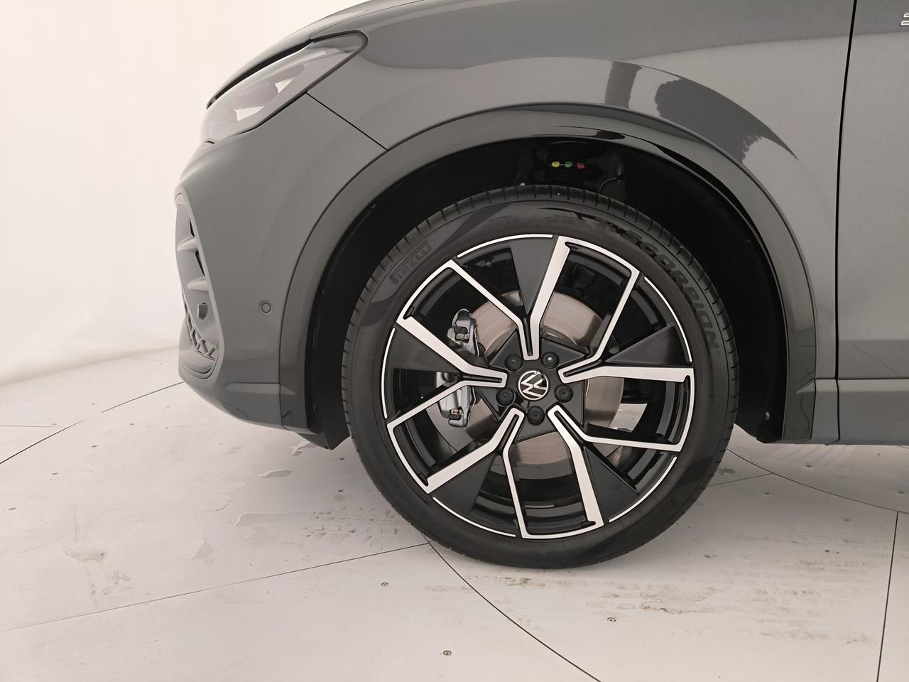 Volkswagen Tiguan 2.0 tdi r-line plus 150cv dsg