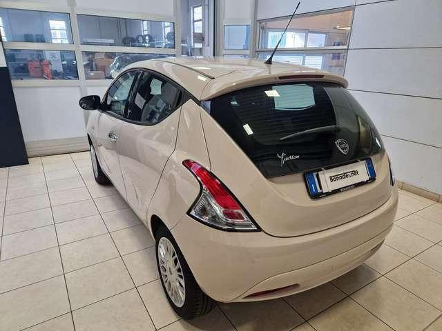 Lancia Ypsilon Ypsilon 1.2 69 CV 5 porte Silver
