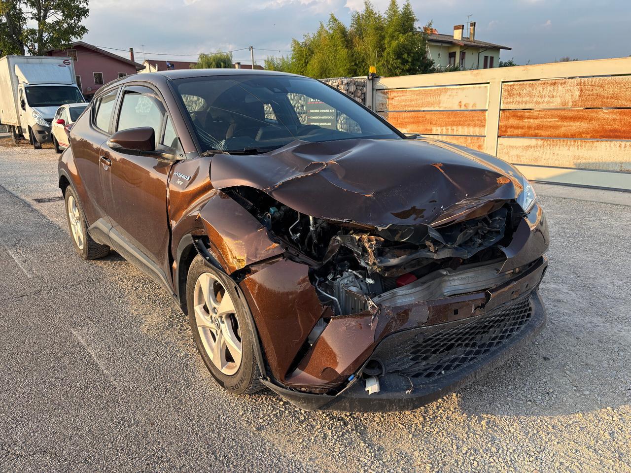 Toyota C-HR 1.8 Hybrid E-CVT Lounge