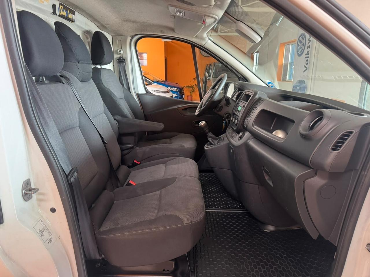 Renault Trafic T27 2.0 dCi 120CV PC-TN Furgone Ice Plus
