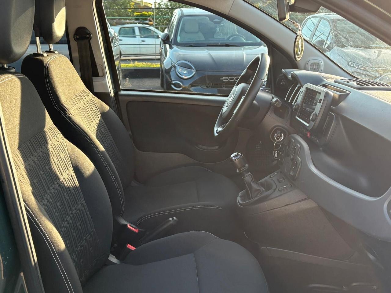 Fiat Panda CITY Cross 1.0 FireFly S&S Hybrid