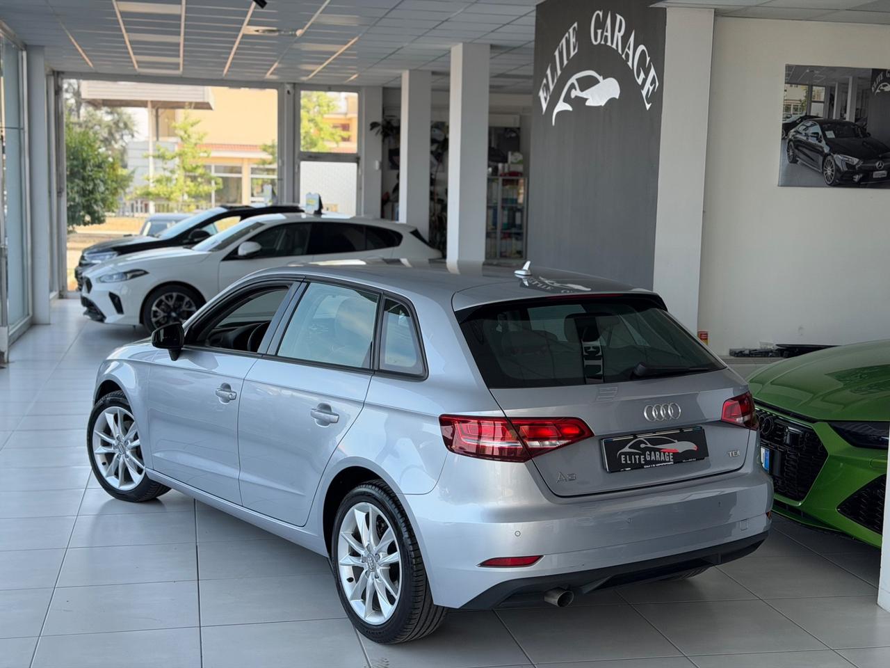 Audi A3 1.6 TDI 116 CV Sport Ultra euro6 Restiling