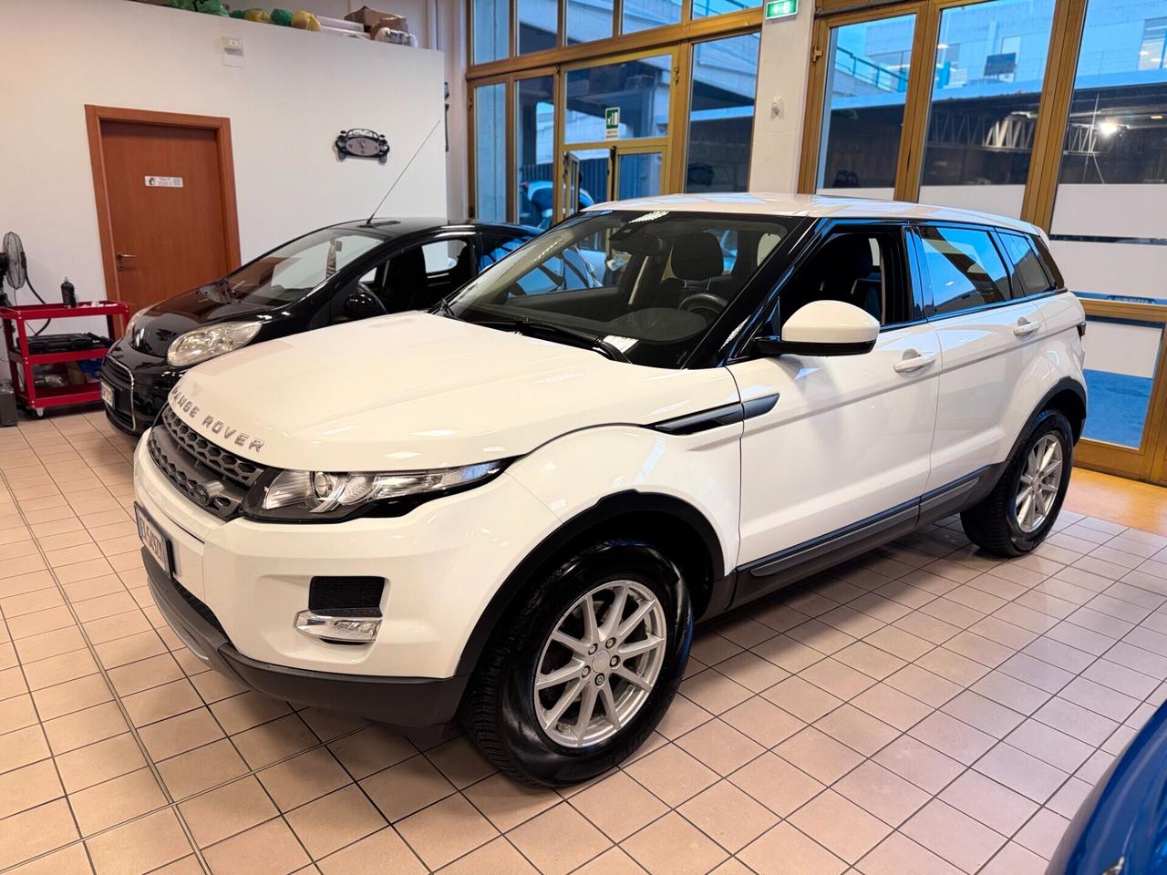Land Rover Range Evoque 2.2 TD4 5p. Dynamic