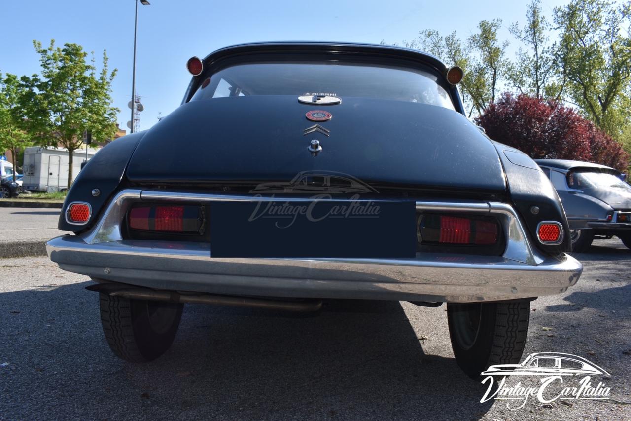 Citroen DS Prefecture