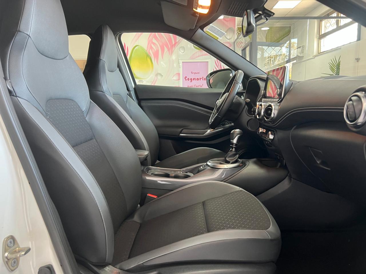 Nissan Juke 1.0 DIG-T 114 CV N-Connecta