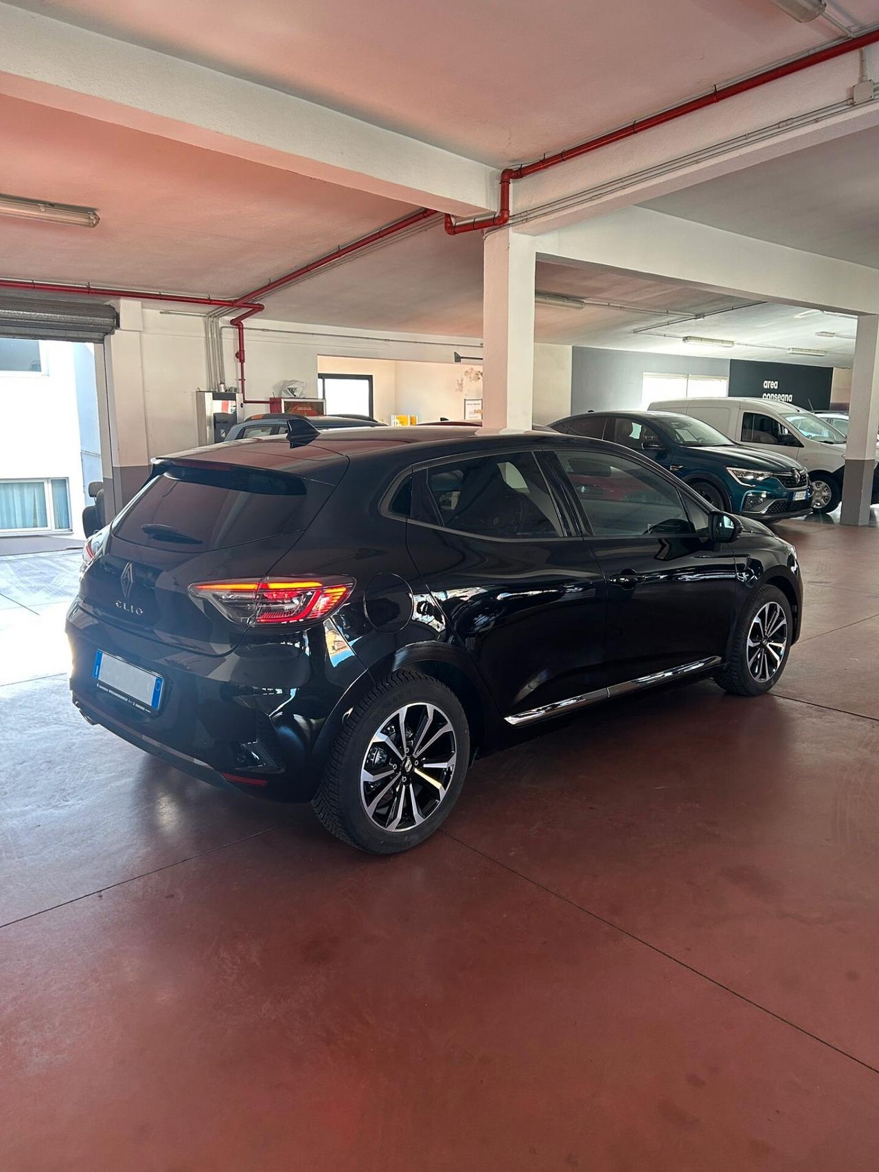 Renault Clio TCe 90 CV 5 porte Techno