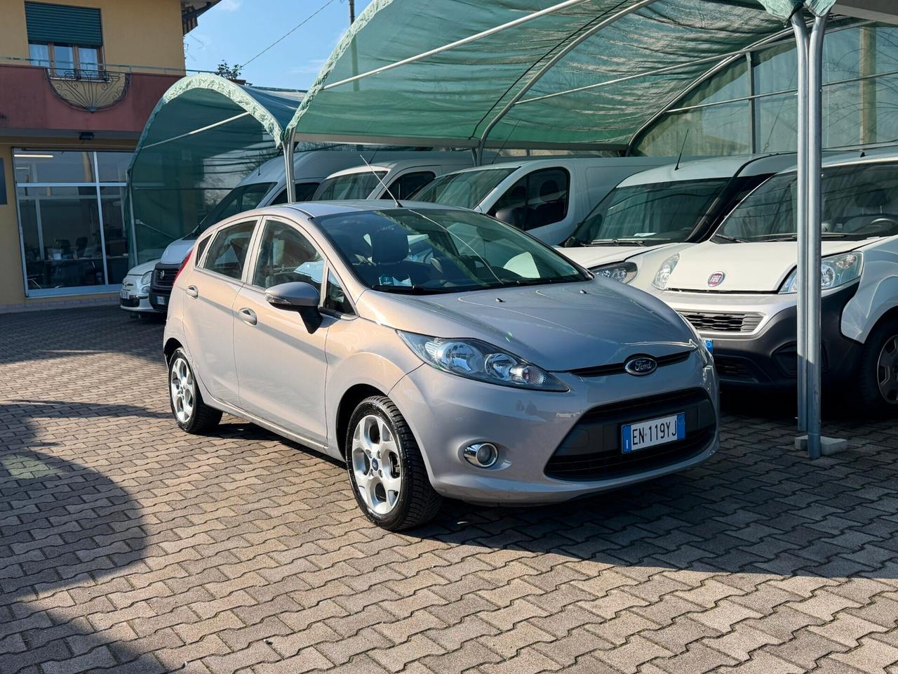 Ford Fiesta 1.2 82 CV 5 porte Titanium