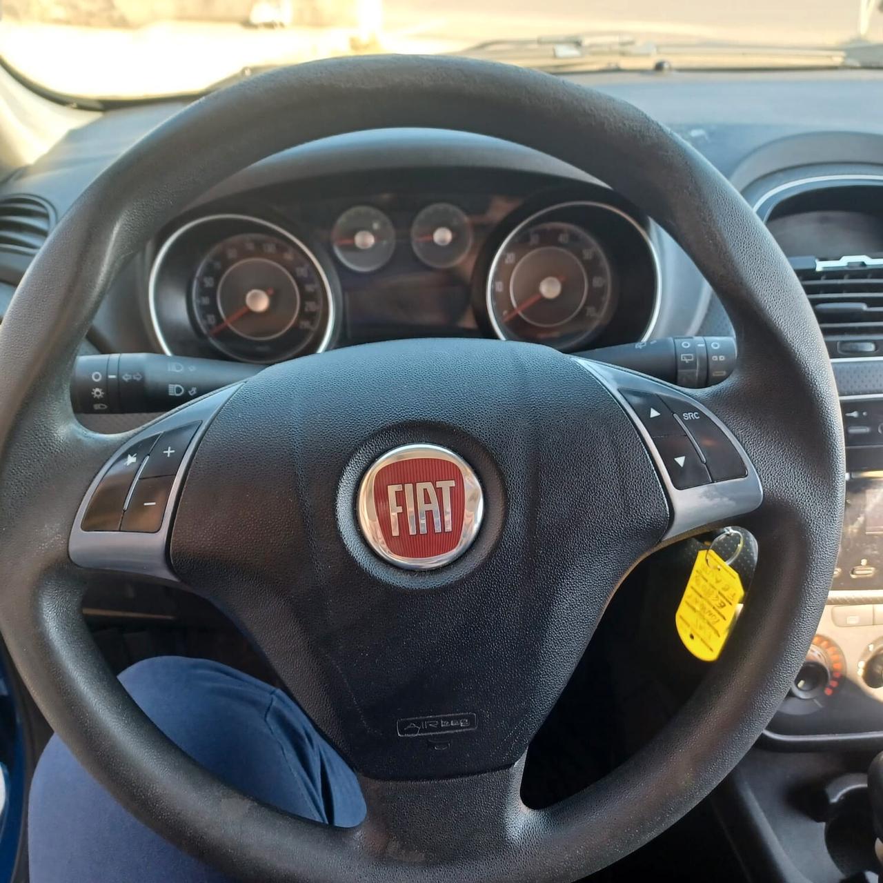 126628KM PUNTO EVO 1.4 NEOPATENTATI BEN CONSERVATA