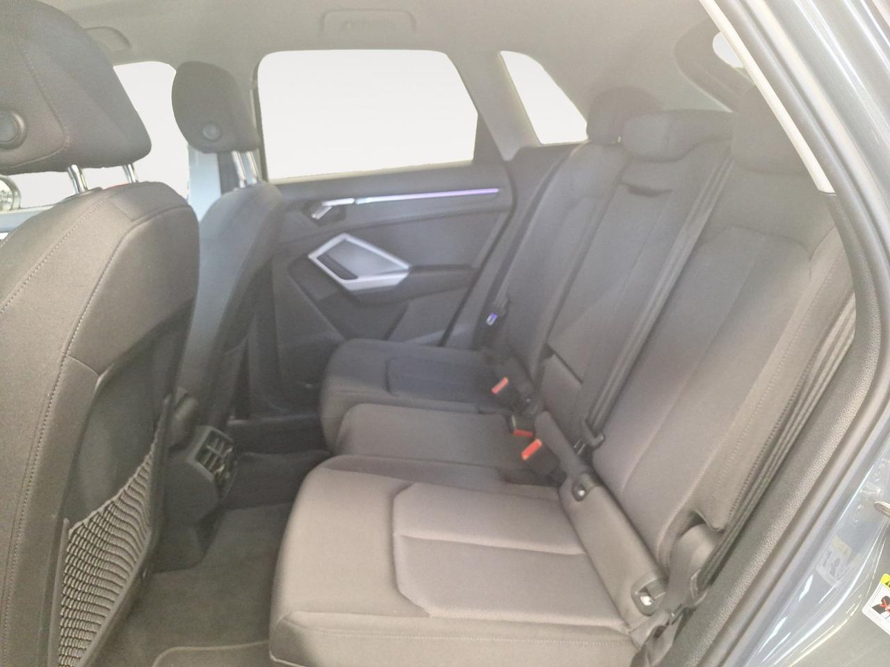 Audi Q3 35 1.5 tfsi mhev Business Advanced s-tronic
