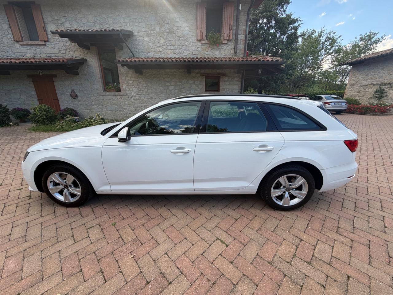 Audi A4 Avant 2.0 TDI 122 CV UNICO PROPRIETARIO
