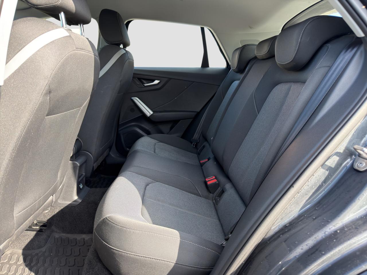 AUDI Q2 35 TFSI S tronic Business Advanced