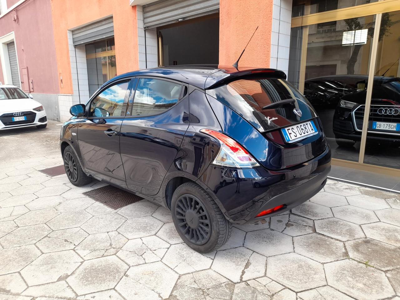 LANCIA YPSILON 1.2